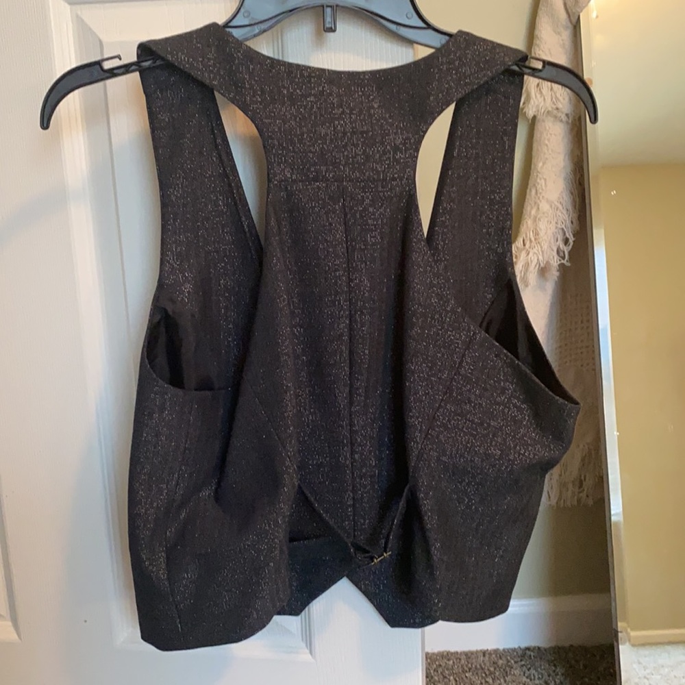 Apostrophe Stretch Vest - Picture 2 of 5